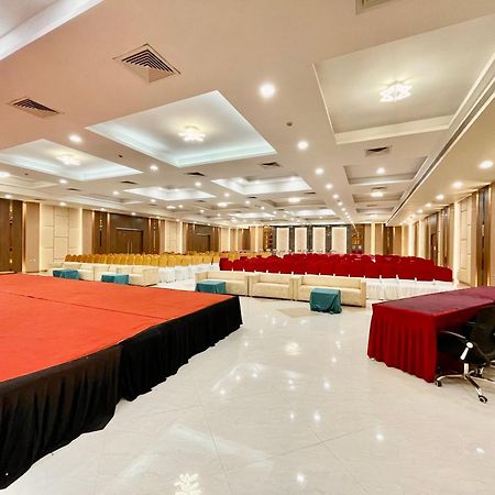 The Elite Lucknow Convention Hotel Extérieur photo