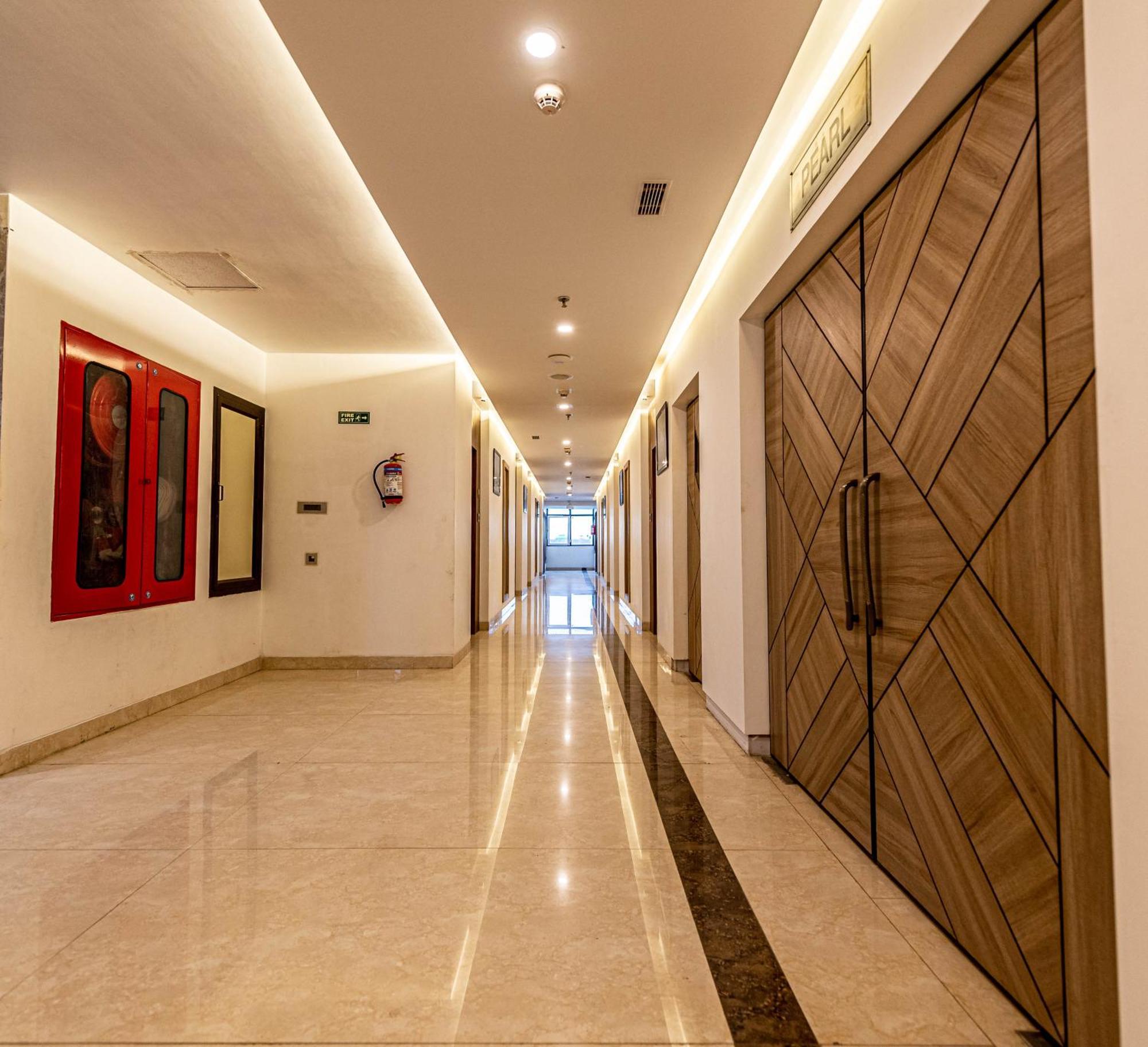 The Elite Lucknow Convention Hotel Extérieur photo